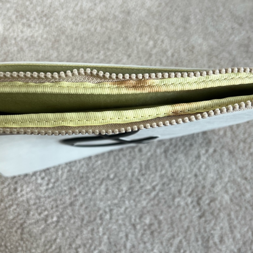 Fossil Tablet Case - Picture 4 of 4